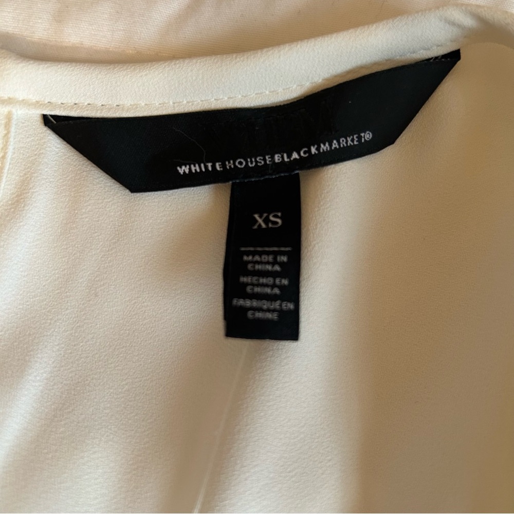 White House Black Market Off White Floral Open Embroidered Blouse NWOT - Picture 4 of 4